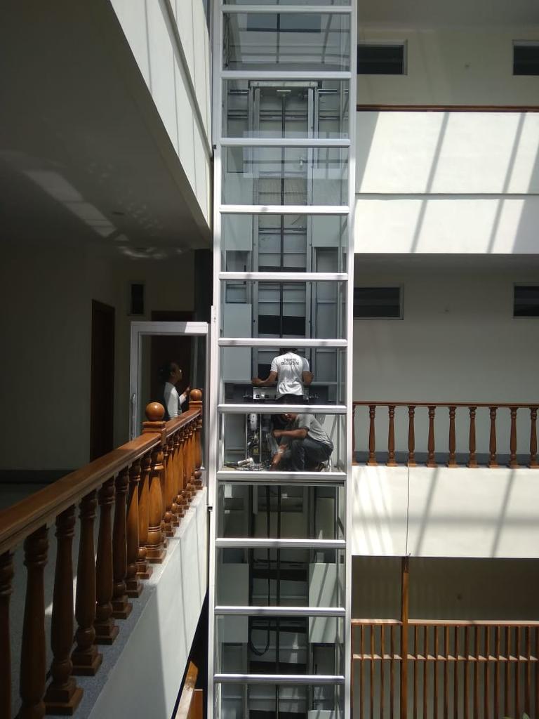 Pemasangan Lift di Semarang
