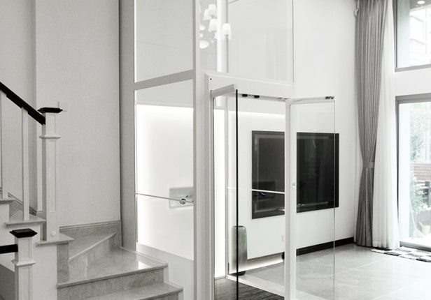 Enhancing Accessibility and Luxury: The Benefits of Home Lifts