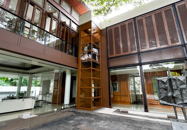 Pentingnya Fitur Keamanan pada Lift Rumah