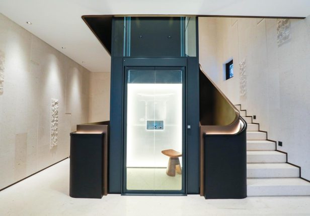 Enhancing Your Home’s Modern Aesthetic with Aritco Home Lift