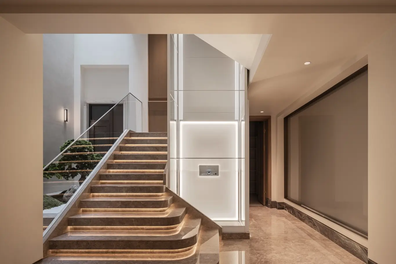 service lift aritco jakarta